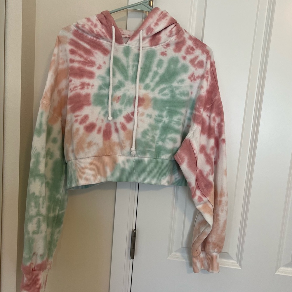 Aeropostale Tops Tie-Dye Cinched Cropped Pullover Hoodie, Size Medium